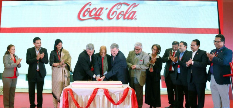コカコーラ6千万㌦の工場開設