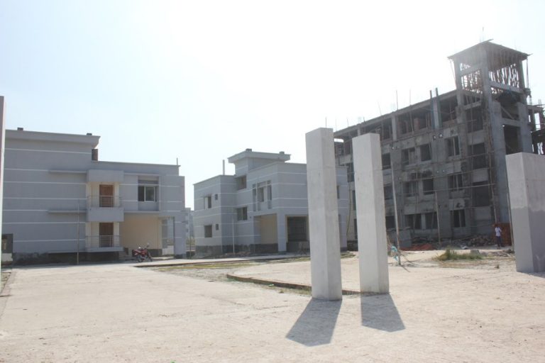 Gopalganjで速く進展する外傷センターの建設