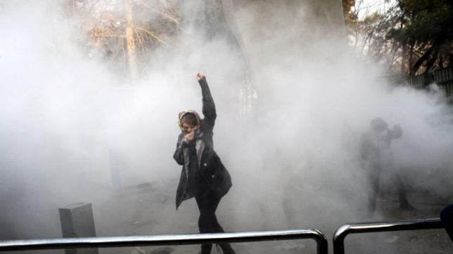 イランの抗議行動は難しい問題を提起