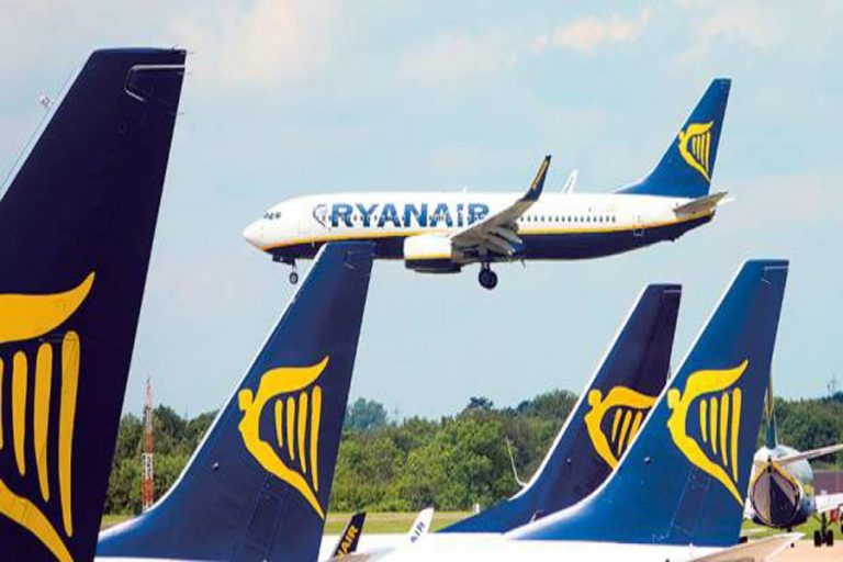 Ryanairは、飛行機のキャンセルにもかかわらず、記録的な乗客を飛ばす