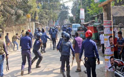 警察 –  BNPの男性はPabnaで10の痛みを傷つける