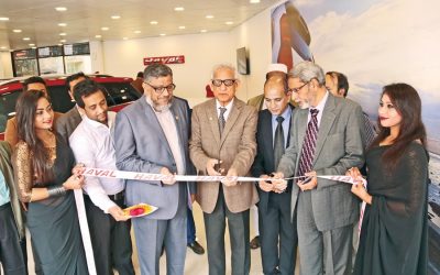 Hafiz MozumdarはAce自動車のショールームアフターセールスセンターを開設