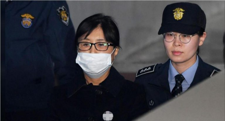 元大統領の友人が韓国のスキャンダルで20年拘禁され、ロッテの長が逮捕された