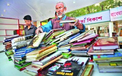 PMがEkushey Book Fairを今日オープン