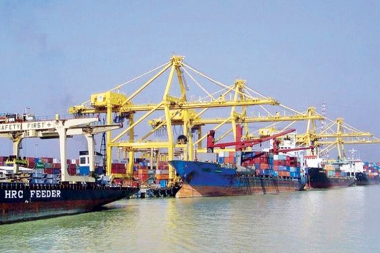 ストライクはCtg港の貨物輸送を停止する
