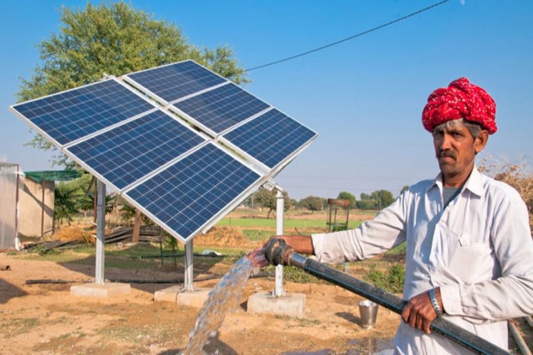 インドの太陽光発電は2017年に10億ドルに上昇