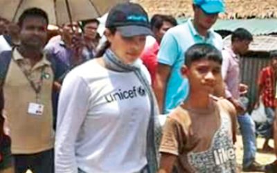 Priyankaは3つのRohingyaキャンプを訪問する