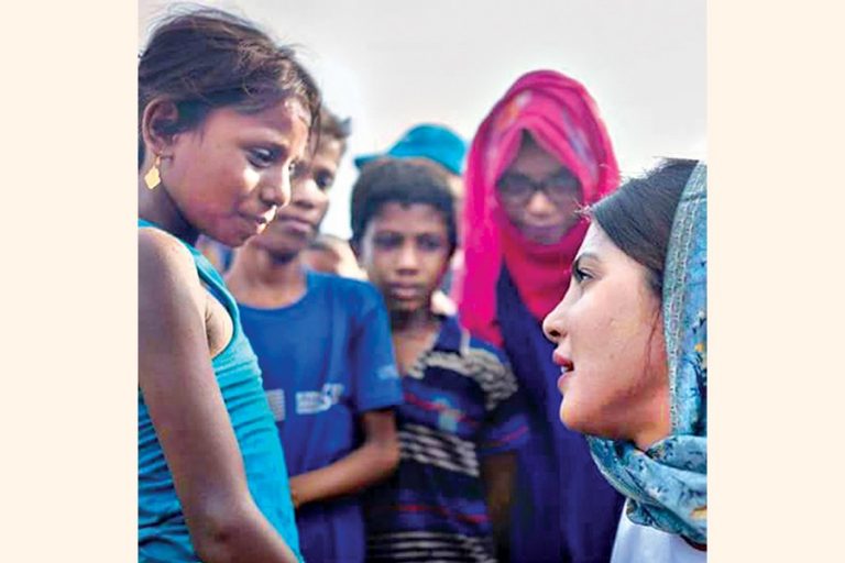 Priyanka ChopraはRohingyaの子供の悲惨な話を聞く