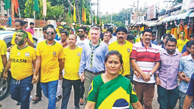 バングラデシュのファンのサポートはブラジルのjournosを驚かせる