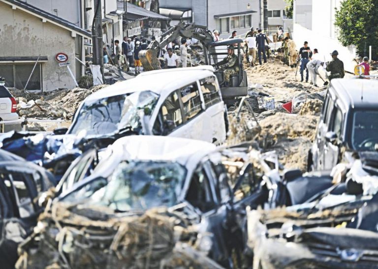 日本の洪水のヒット数156