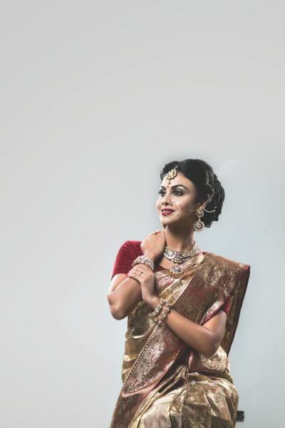私の愛するDeshi Sari