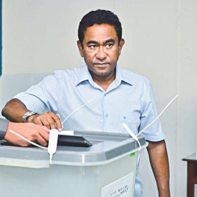 Yameenは投票の前に現金で$ 1.5mを受け取った