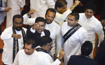 スリランカ国会議事堂、ラジャパクセの政府を票決