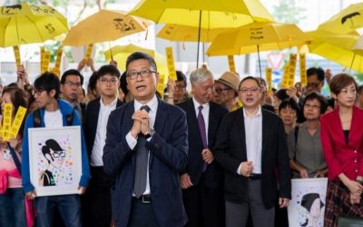 「傘」抗議のための香港の活動家