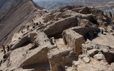 考古学者は8,000歳の村のサイトを回復