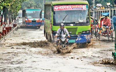 雨が都市生活、交通を停止させる