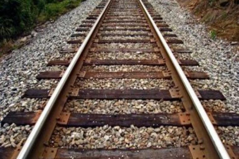 鉄道サービスの迅速な改善を