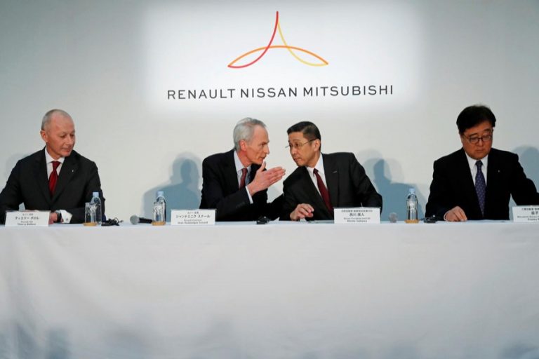 日産、ルノーはゴーンの追放を受けて議長を解散