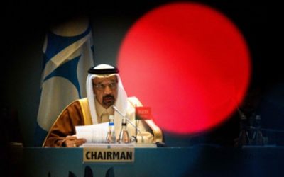 OPEC、同盟国が石油生産削減を見直すために集まる