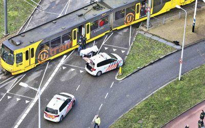 オランダの路面電車に対するテロ攻撃で3人が死亡
