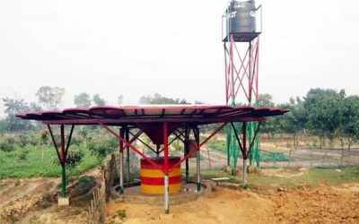 ソーラーパネルのふたが付いているPatkuasはNaogaonの灌漑を提供します