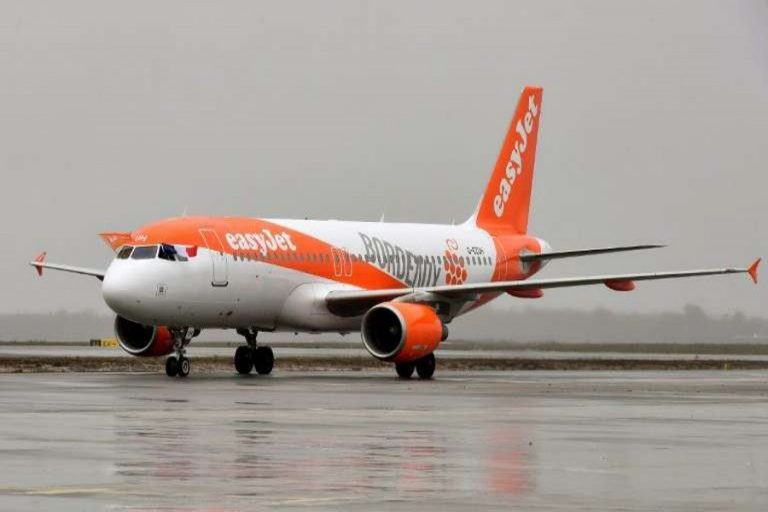 EasyJetはBrexit、経済の不確実性が需要を打ったと言う