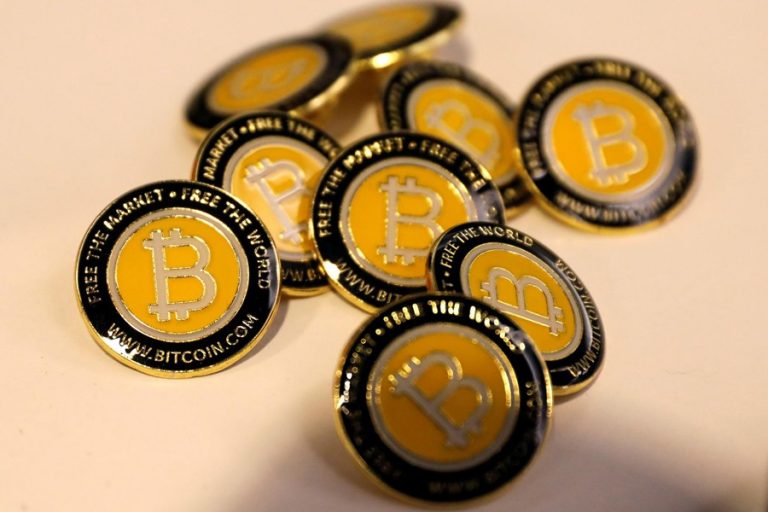 Bitcoinは20pc、触媒として見られる謎の買い手を急上昇させる