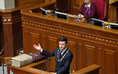 新ウクライナ大統領、議会を解散