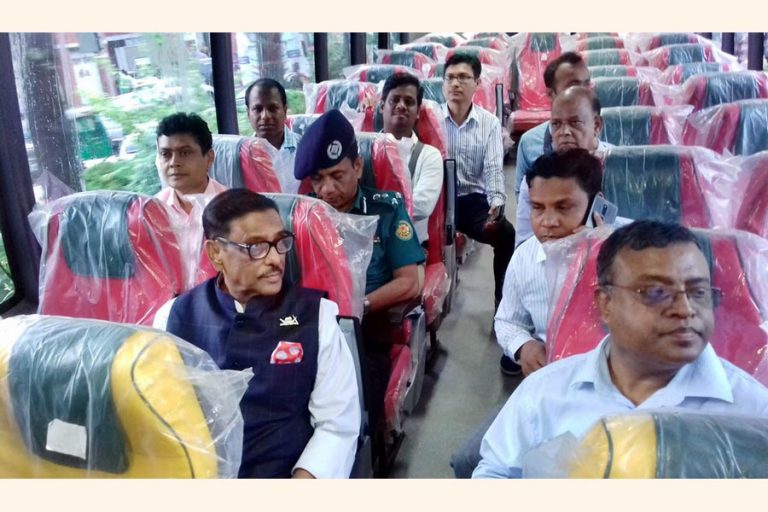 Dhaka-N'ganjルートのACバスサービス