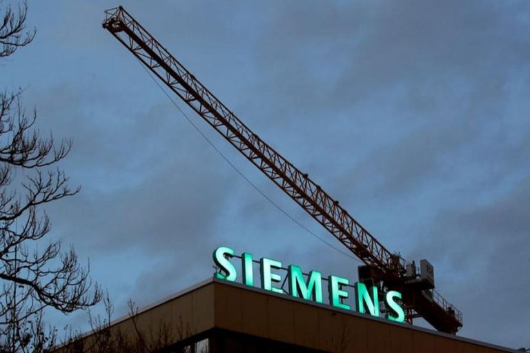 シーメンスはガスと電源装置の切り出し量を量ります