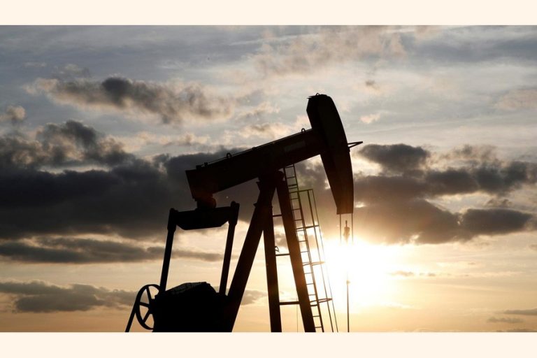 石油は米国の株価下落に追いついている、中東の緊張