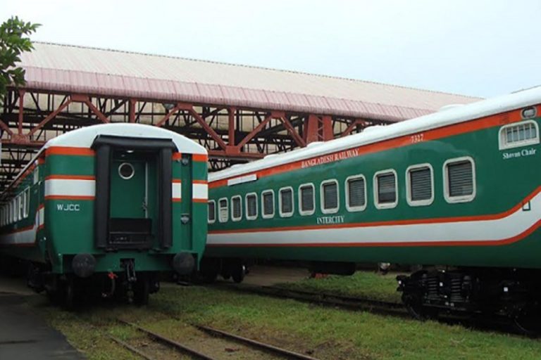 特別列車の運行なし