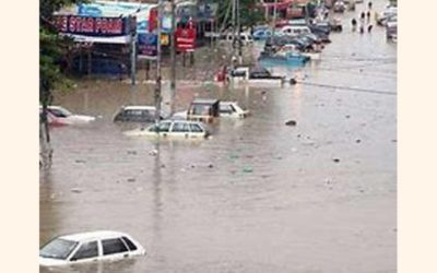 モンスーンの雨がカラチでの36年の豪雨記録を破る