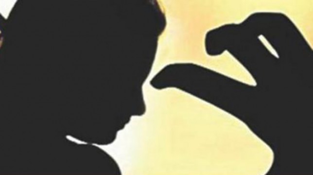 拉致された女子高生を救出
