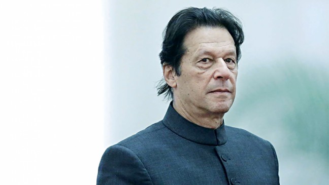 パキスタン首相は強姦者のための化学的去勢に注目