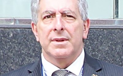 ブラジルの使節がEskayef工場の基準を称賛