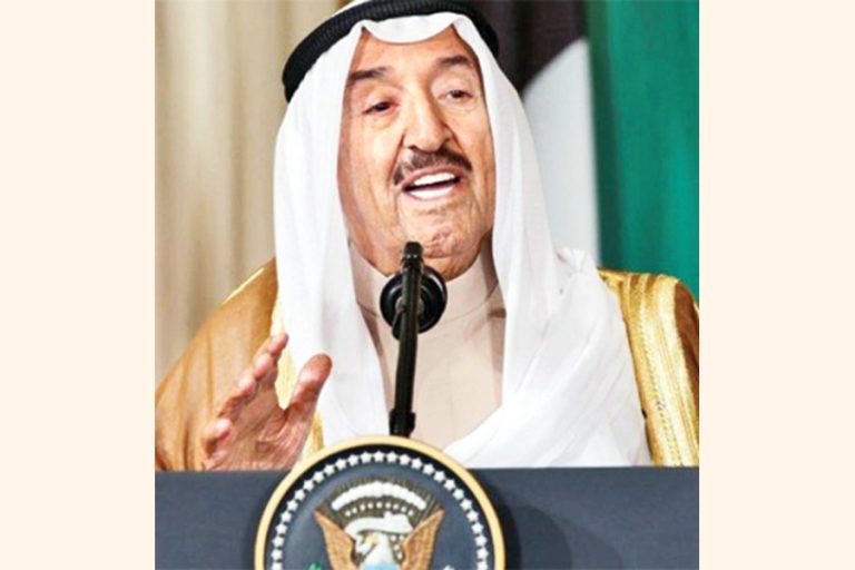 クウェートの支配者エミールシェイクサバーが死去