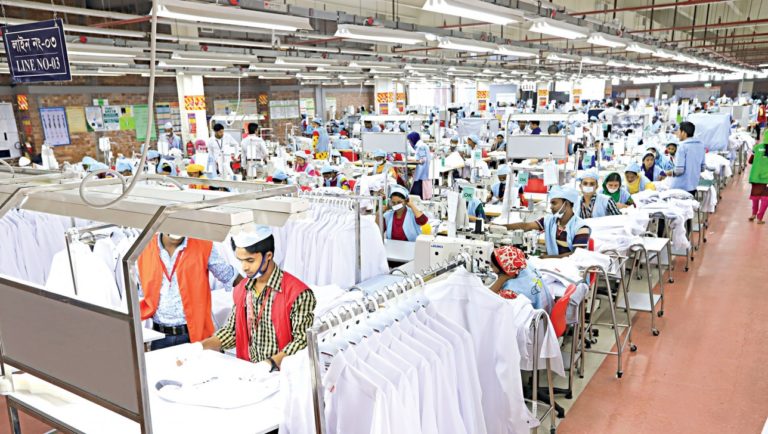縫製労働者の中央基金への拠出額は14.2％減少