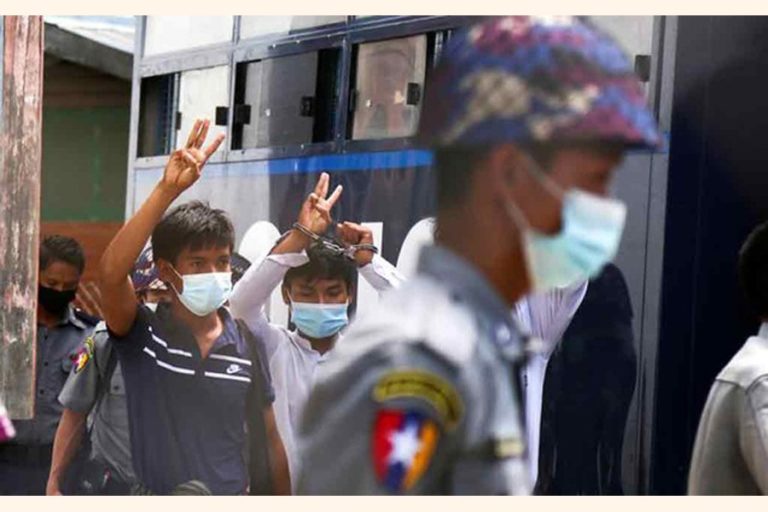 ミャンマーの学生は反戦抗議で刑務所に直面している