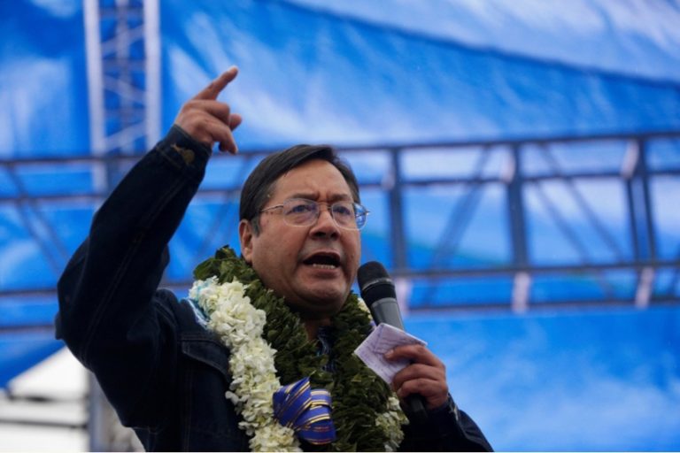 社会党候補がボリビアの大統領選挙で勝利