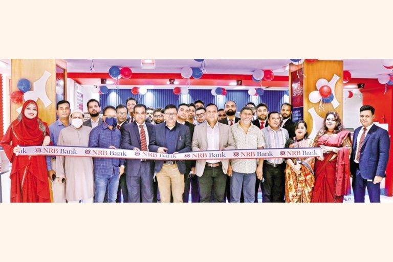 Mamoon Mahmood Shah、Dilkusha支店を開設