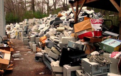 毎年280万㌧の電子廃棄物