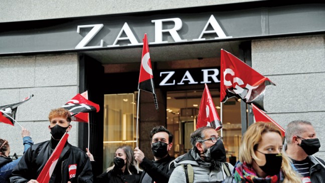 インディテックスが店舗を閉鎖する中、スペインの労働組合は反則を叫ぶ