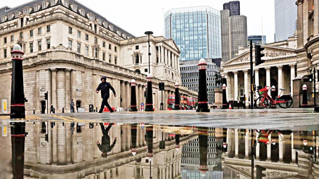 イングランド銀行、銀行と保険会社向けの気候ストレステストを開始