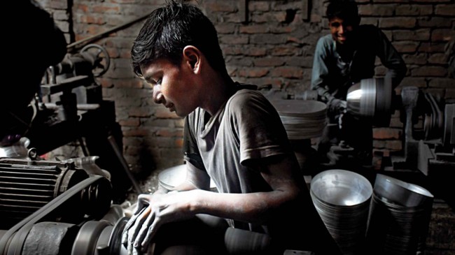危険な児童労働の終結にほとんどまたはまったく進展がない