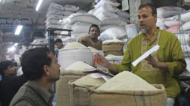 インドから5万トンの米を輸入する政府