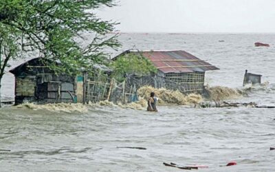 サイクロン、洪水により440万人が避難