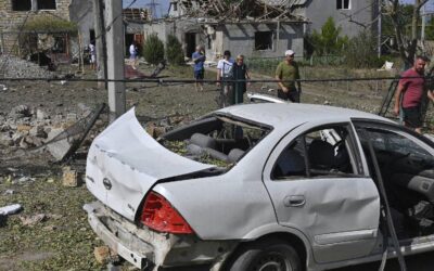 ロシアのミサイルとドローンがウクライナ全土を攻撃、少なくとも4人死亡