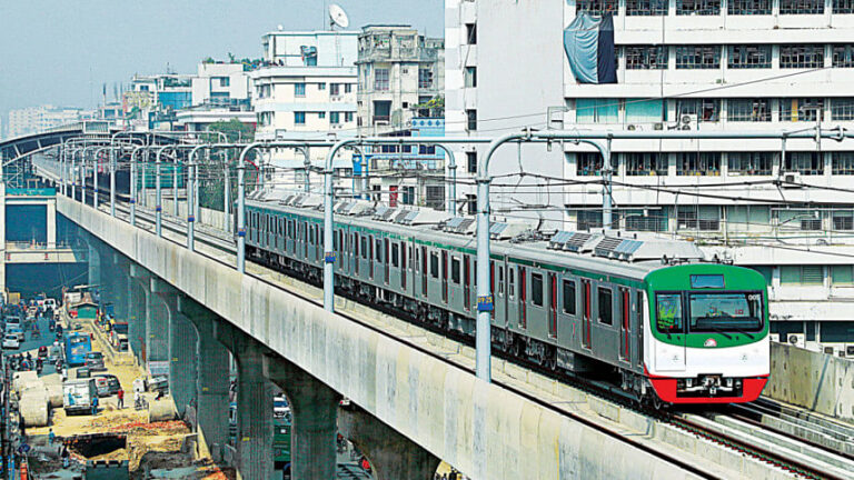 地下鉄の運行は8月17日に再開予定