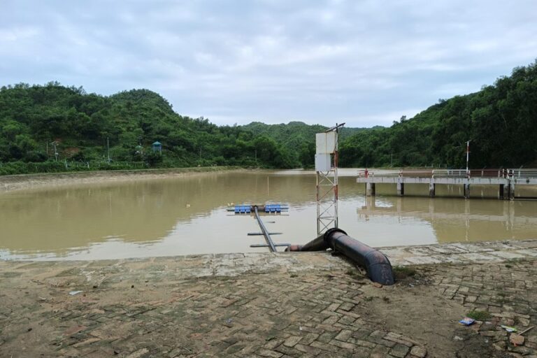 ロヒンギャ族が浄水へのアクセスを獲得